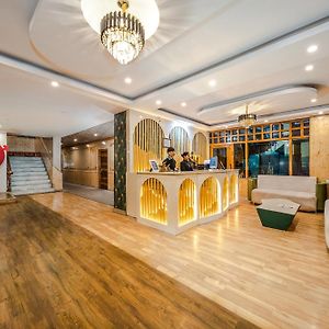 Hill River Resort - Central Heated & Air Cooled - Near Mall Road , Best Property Of Manali 2024- 2025